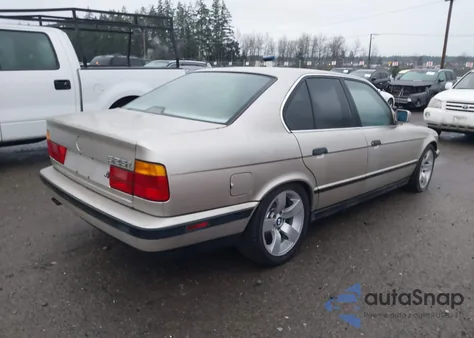1989 BMW 525 I Automatic z USA, uszkodzony, nr VIN WBAHC2303KBE21591